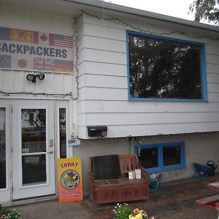 Beez Kneez Bakpakers Hostel ไวท์ฮอร์ส ภายนอก รูปภาพ